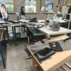 Skiep in de maak bij Lidwina - een werkplaats met sociale tewerkstelling, handgemaakt in België.