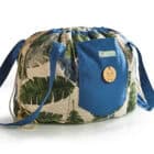 Zijaanzicht Skiep® Blue Jungle gaarstoof – geïsoleerd met lokale schapenwol